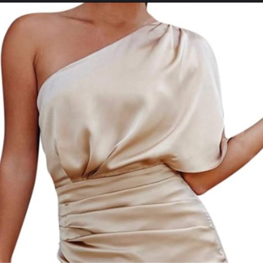 Cupshe One-Shoulder Dress - Picture 4 of 5